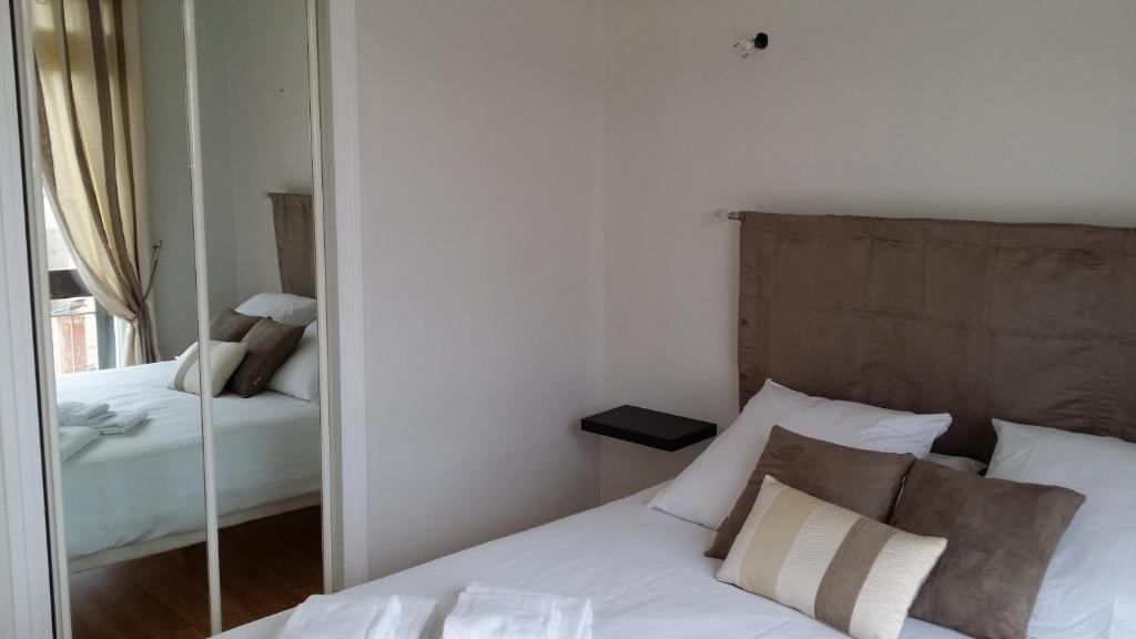 Appartement Le Saint Michel - Les Balcons De La Cite Carcassonne Buitenkant foto